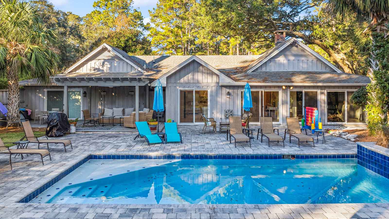 Featured image for “Ditch the DIY: Why Grand Welcome’s Marketing Powerhouse Makes Franchise Ownership a Smart Investment”